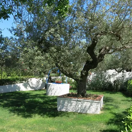 Nyaraló Locazione Turistica Il Giardino Degli Ulivi Citta' Sant'Angelo