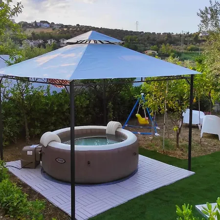 Nyaraló Locazione Turistica Il Giardino Degli Ulivi Citta' Sant'Angelo